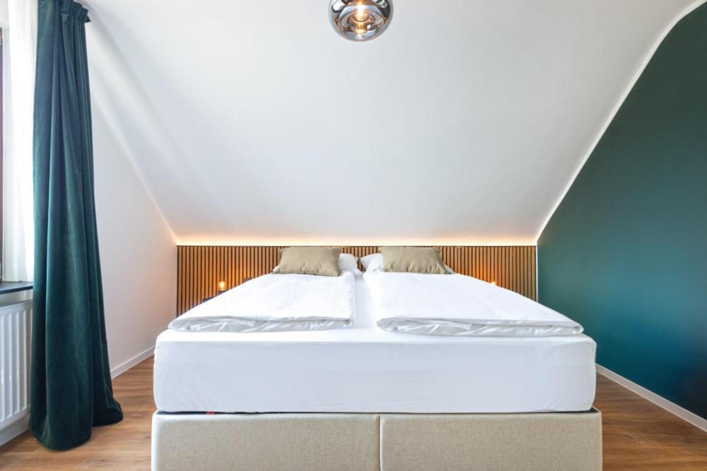 Hotel Zweite Heimat Nuerburg Kelberg Eksteriør bilde
